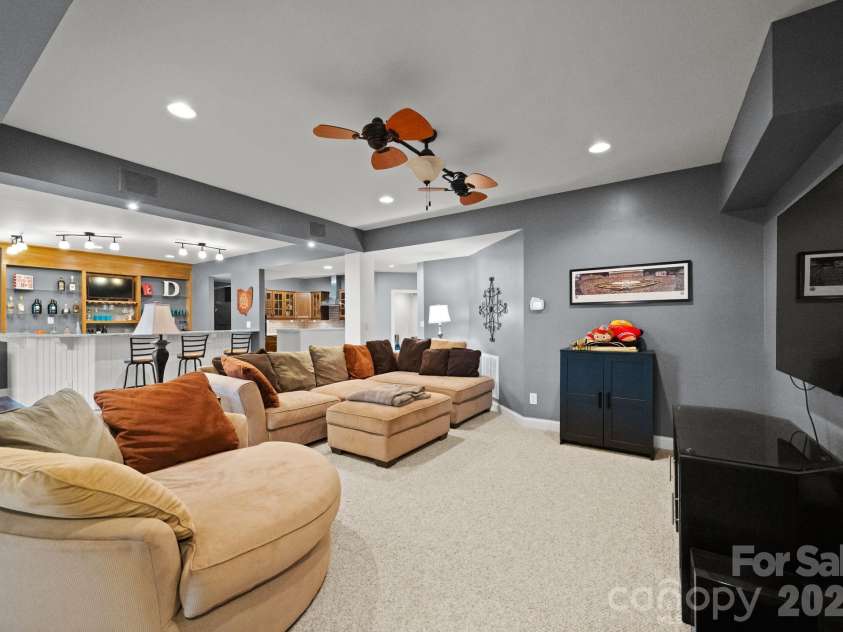 165 Pecan Hills Drive, Mooresville, NC 28115.  MLS# CAR4351219, YatesRealty ID 4516. 