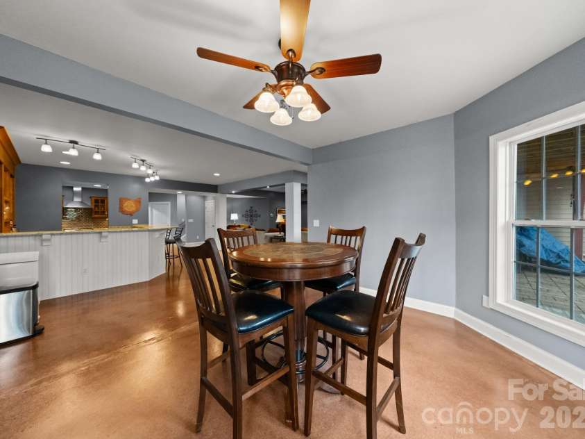 165 Pecan Hills Drive, Mooresville, NC 28115.  MLS# CAR4351219, YatesRealty ID 4516. 