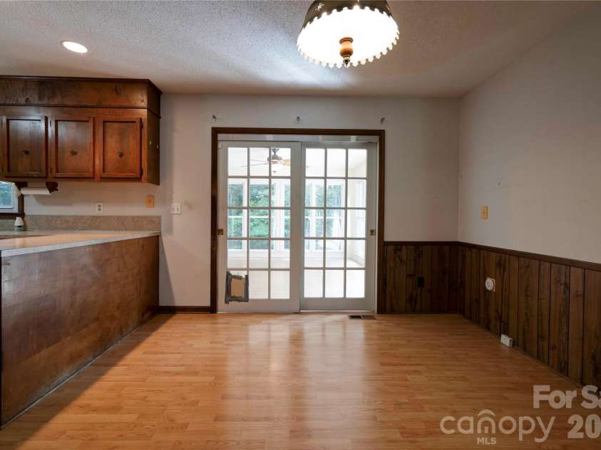 1208 Piedmont Avenue, Kings Mountain, NC 28086.  MLS# CAR4415799, YatesRealty ID 45160. 