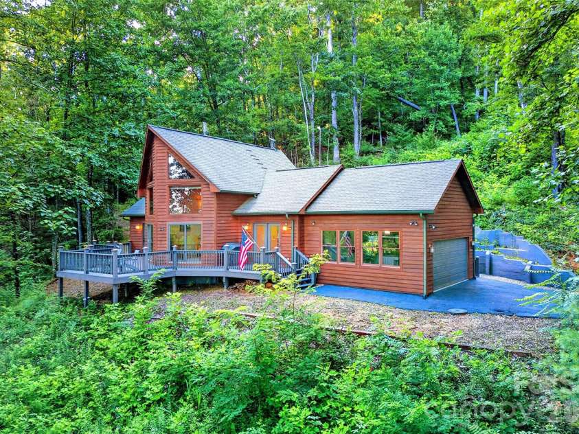 1506 Mckenzie Way, Old Fort, NC 28762.  MLS# CAR4400474, YatesRealty ID 45162. Very low maintenance yard