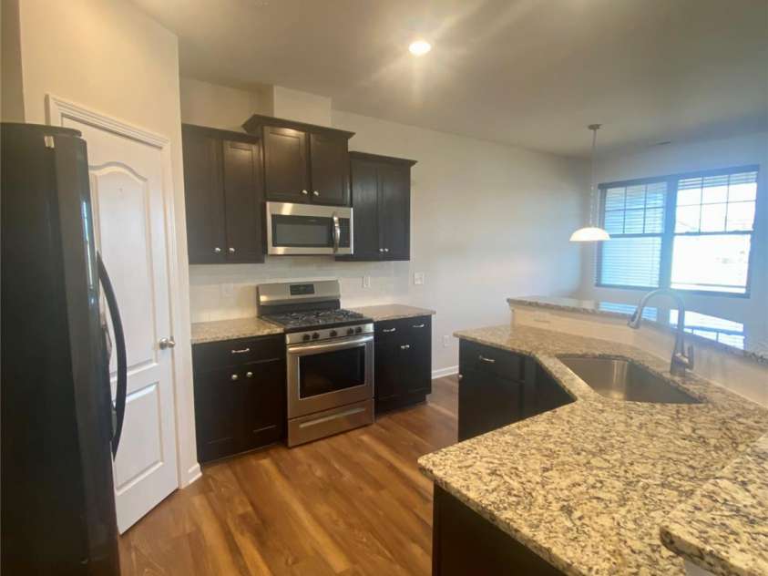 2616 Winter Thistle Way, Fort Mill, SC 29707.  MLS# CAR4415937, YatesRealty ID 45165. Kitchen