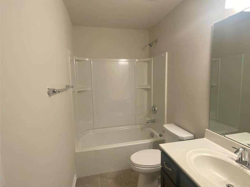 2616 Winter Thistle Way, Fort Mill, SC 29707.  MLS# CAR4415937, YatesRealty ID 45165. Main Bathroom