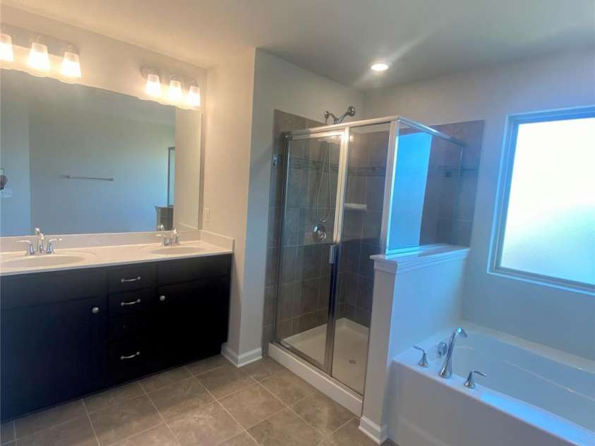 2616 Winter Thistle Way, Fort Mill, SC 29707.  MLS# CAR4415937, YatesRealty ID 45165. Primary Bathroom