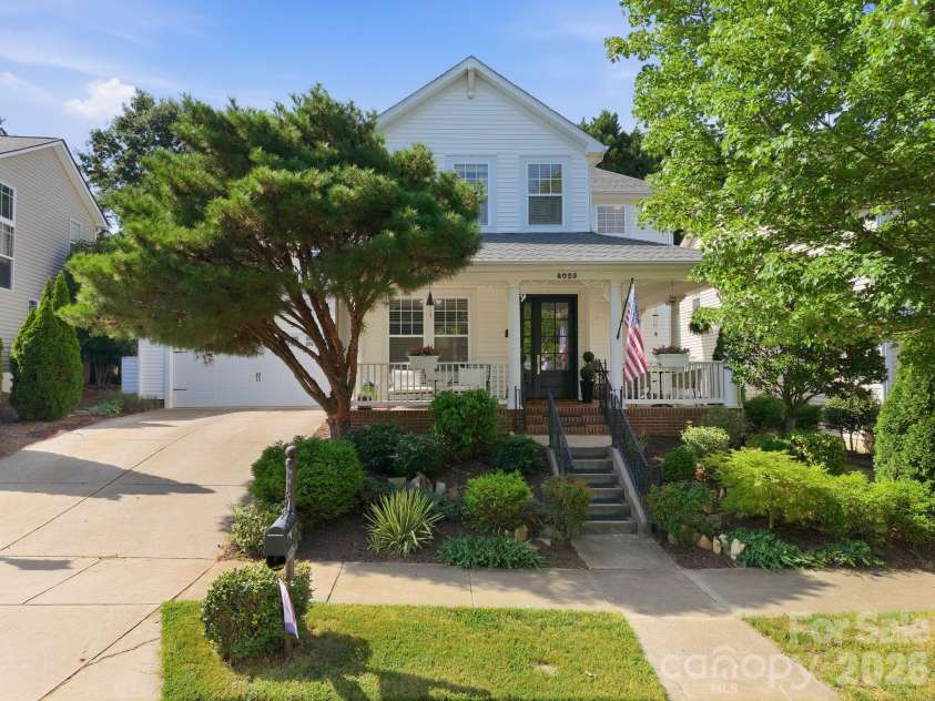 8025 Cottsbrooke Drive, Huntersville, NC 28078.  MLS# CAR4415532, YatesRealty ID 45167. 