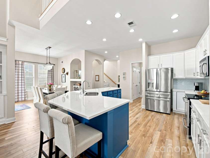 8025 Cottsbrooke Drive, Huntersville, NC 28078.  MLS# CAR4415532, YatesRealty ID 45167. 