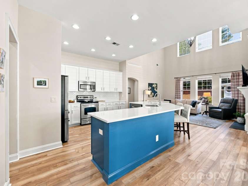 8025 Cottsbrooke Drive, Huntersville, NC 28078.  MLS# CAR4415532, YatesRealty ID 45167. 