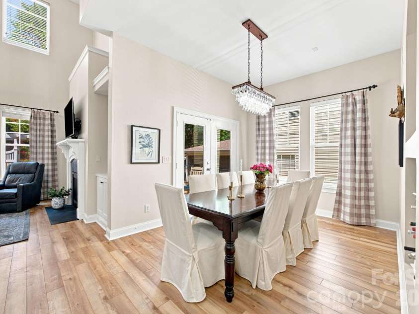 8025 Cottsbrooke Drive, Huntersville, NC 28078.  MLS# CAR4415532, YatesRealty ID 45167. 