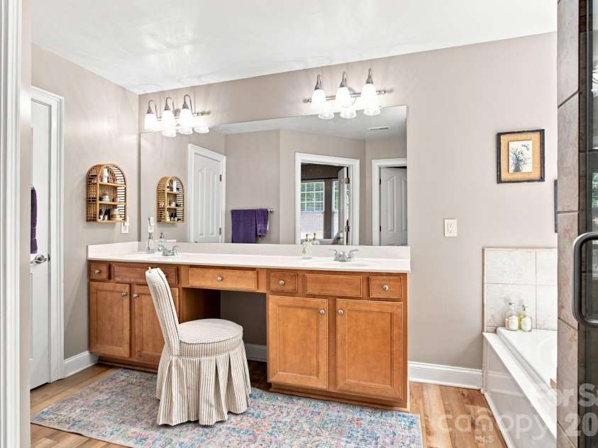 8025 Cottsbrooke Drive, Huntersville, NC 28078.  MLS# CAR4415532, YatesRealty ID 45167. 