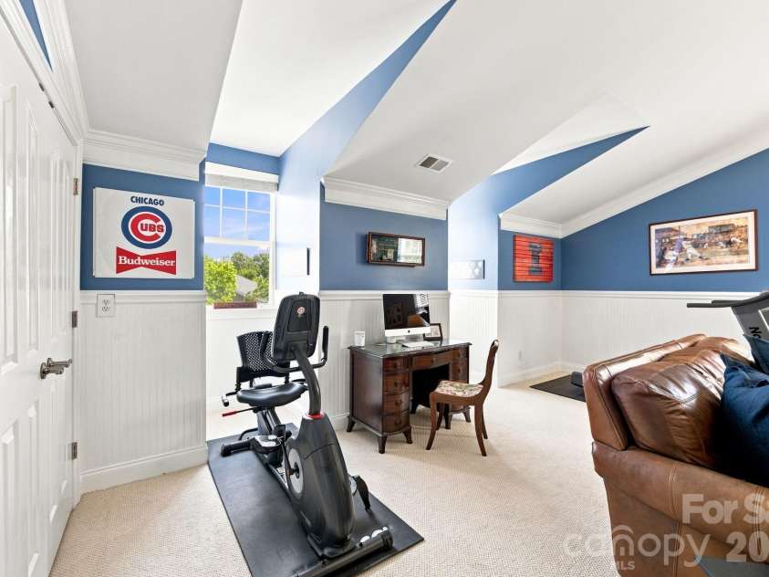 8025 Cottsbrooke Drive, Huntersville, NC 28078.  MLS# CAR4415532, YatesRealty ID 45167. 