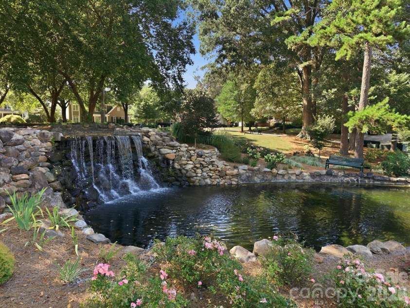 8025 Cottsbrooke Drive, Huntersville, NC 28078.  MLS# CAR4415532, YatesRealty ID 45167. 