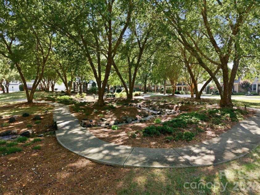 8025 Cottsbrooke Drive, Huntersville, NC 28078.  MLS# CAR4415532, YatesRealty ID 45167. 