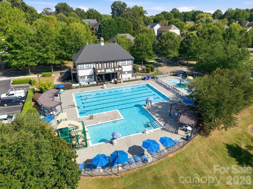 8025 Cottsbrooke Drive, Huntersville, NC 28078.  MLS# CAR4415532, YatesRealty ID 45167. 