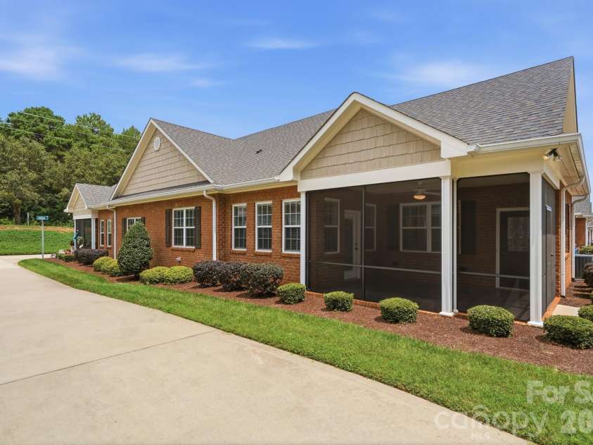 8213 Rainier Drive, Denver, NC 28037.  MLS# CAR4415528, YatesRealty ID 45168. 