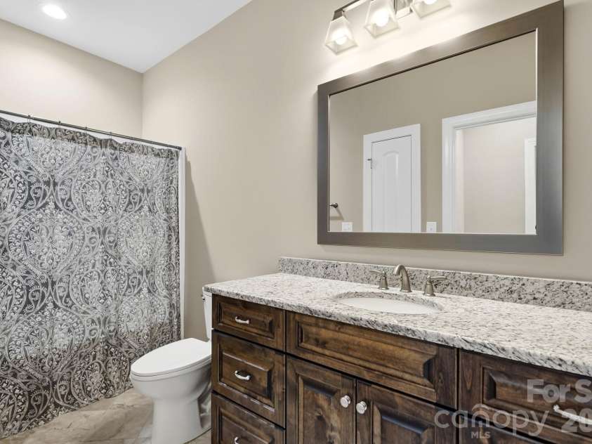8213 Rainier Drive, Denver, NC 28037.  MLS# CAR4415528, YatesRealty ID 45168. 