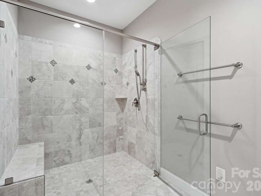 8213 Rainier Drive, Denver, NC 28037.  MLS# CAR4415528, YatesRealty ID 45168. 