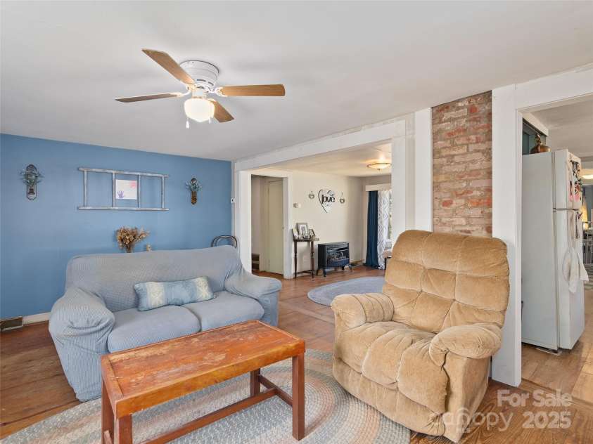 396 Will Hyatt Road, Waynesville, NC 28786.  MLS# CAR4323103, YatesRealty ID 4517. 