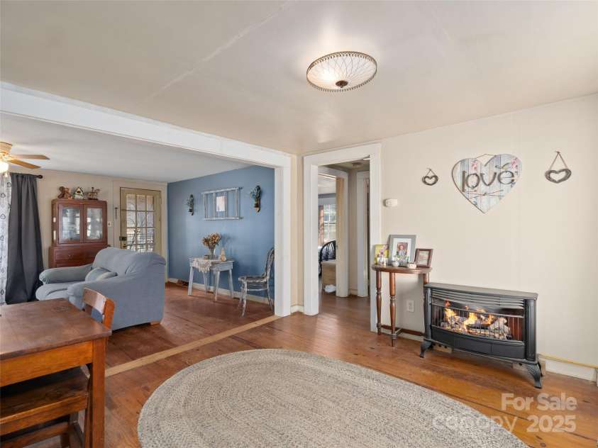 396 Will Hyatt Road, Waynesville, NC 28786.  MLS# CAR4323103, YatesRealty ID 4517. 