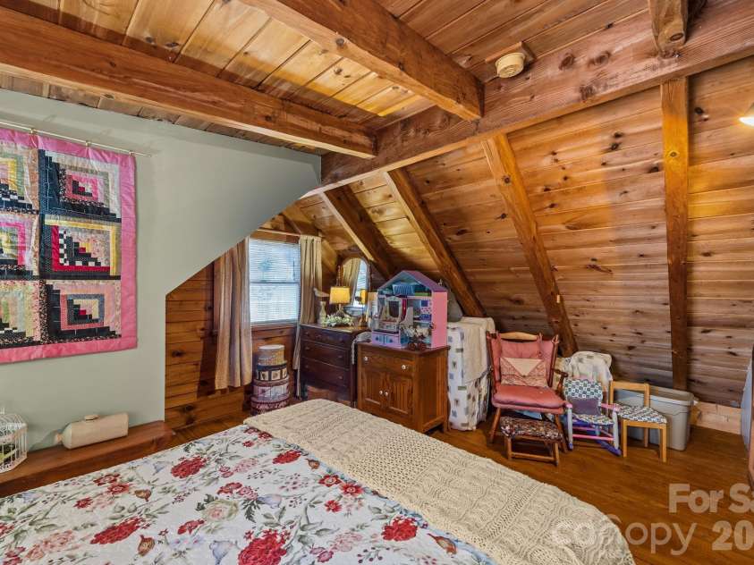 55 Comet Lane, Waynesville, NC 28785.  MLS# CAR4337388, YatesRealty ID 4517. 