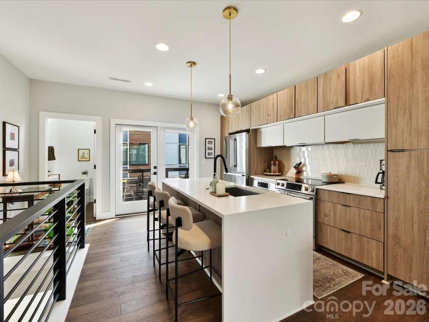1229 Minter Place, Charlotte, NC 28203.  MLS# CAR4415636, YatesRealty ID 45171. 