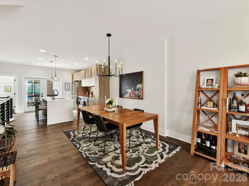 1229 Minter Place, Charlotte, NC 28203.  MLS# CAR4415636, YatesRealty ID 45171. 