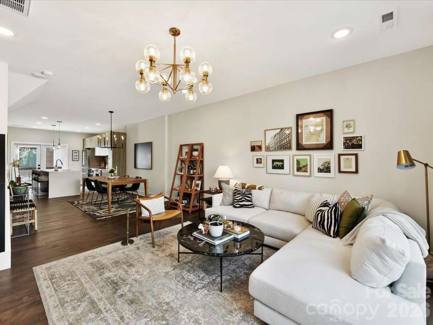 1229 Minter Place, Charlotte, NC 28203.  MLS# CAR4415636, YatesRealty ID 45171. 