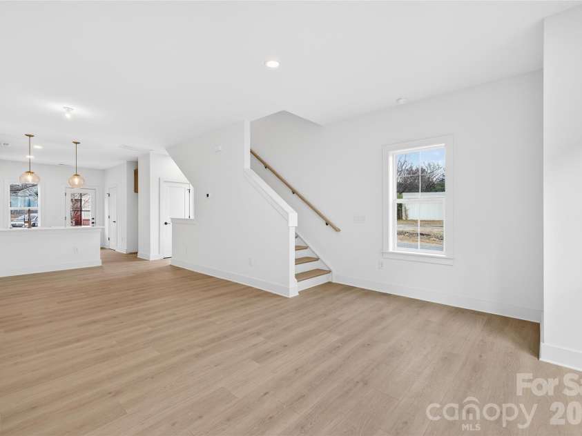 1013 Carter Avenue, Charlotte, NC 28206.  MLS# CAR4415962, YatesRealty ID 45175. 