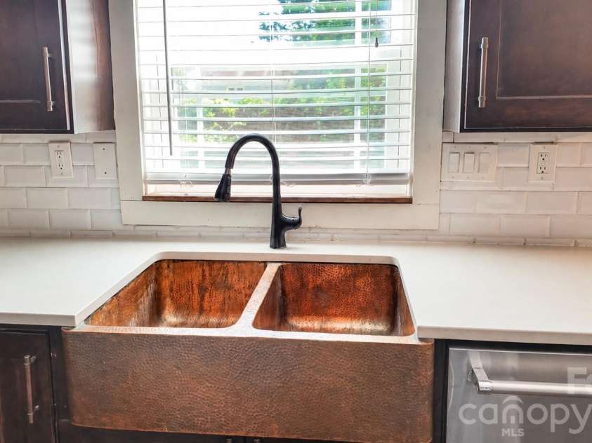 4217 Coopersdale Road, Charlotte, NC 28273.  MLS# CAR4415193, YatesRealty ID 45176. 
