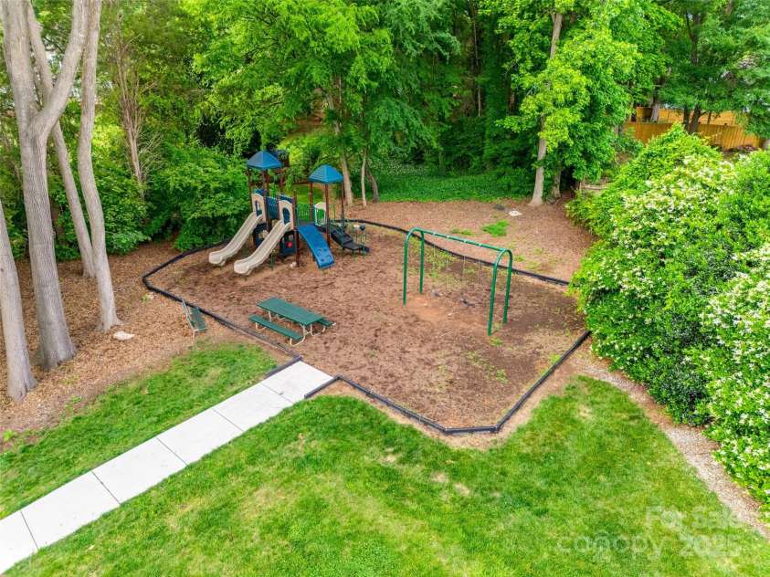 12719 Vantage Point Lane, Huntersville, NC 28078.  MLS# CAR4257874, YatesRealty ID 4518. 