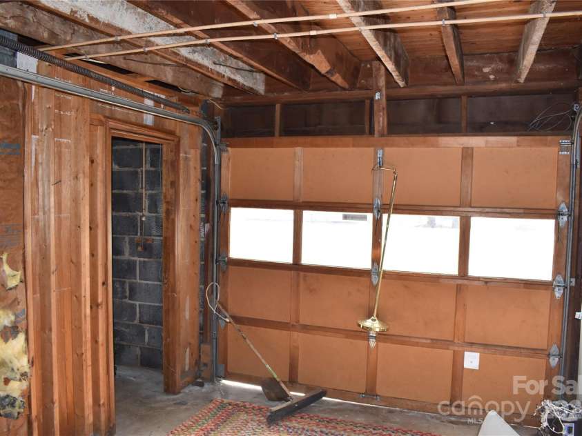 36 Euclid Avenue, Marion, NC 28752.  MLS# CAR4087181, YatesRealty ID 4518. 