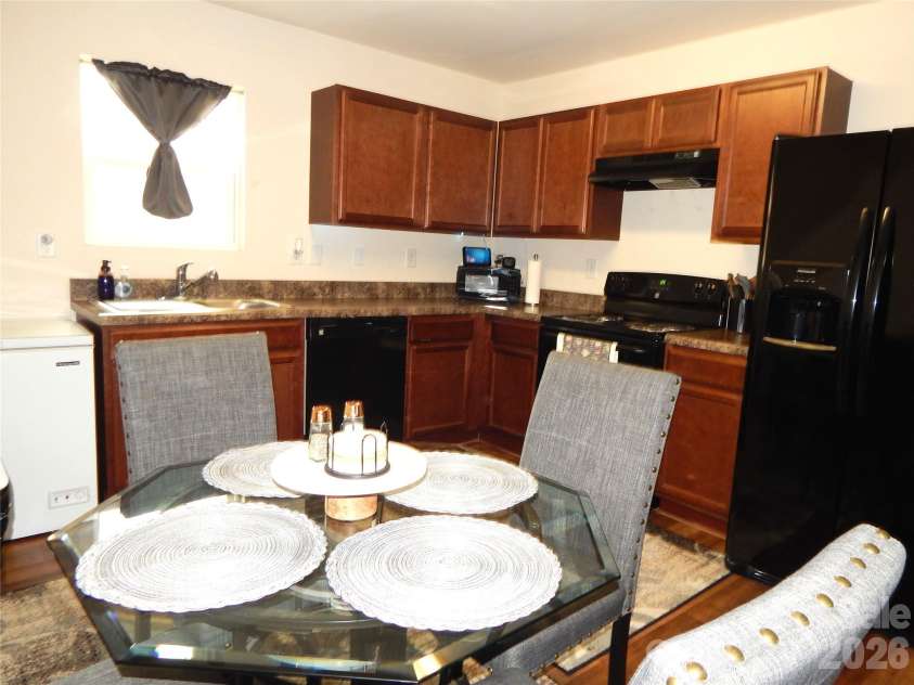 811 & 832 Chevelle Drive, Statesville, NC 28677.  MLS# CAR4415942, YatesRealty ID 45182. 
