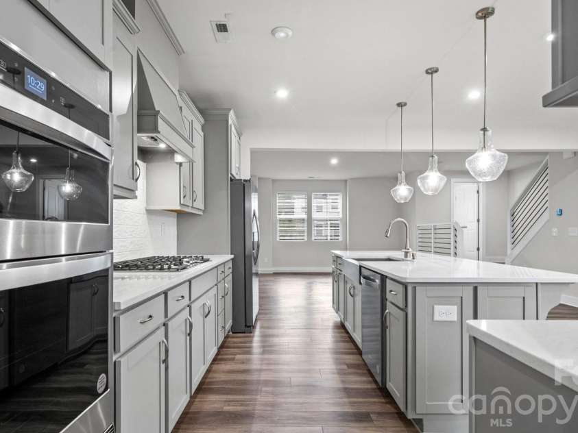 1629 Unison Drive, Charlotte, NC 28262.  MLS# CAR4385597, YatesRealty ID 45183. 