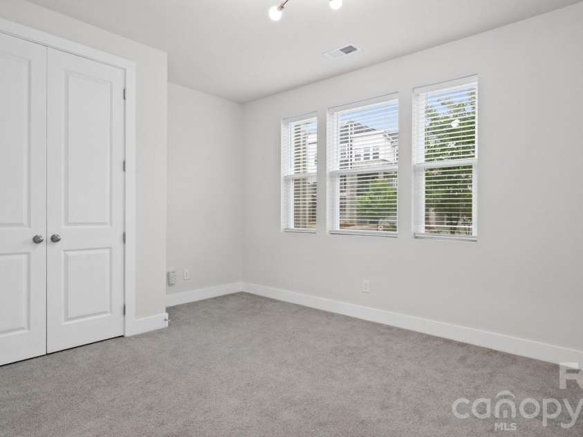 1629 Unison Drive, Charlotte, NC 28262.  MLS# CAR4385597, YatesRealty ID 45183. 