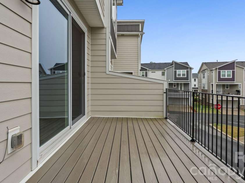 1629 Unison Drive, Charlotte, NC 28262.  MLS# CAR4385597, YatesRealty ID 45183. 