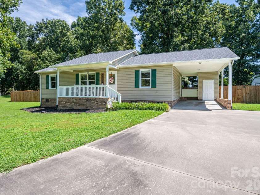 145 Eagles Nest Way, Shelby, NC 28152.  MLS# CAR4415779, YatesRealty ID 45186. 