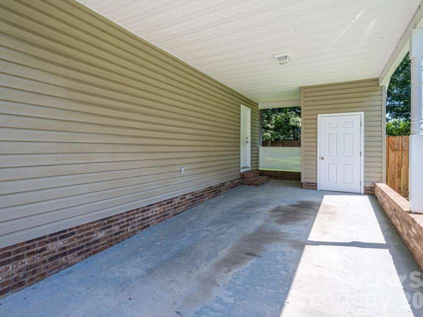 145 Eagles Nest Way, Shelby, NC 28152.  MLS# CAR4415779, YatesRealty ID 45186. 