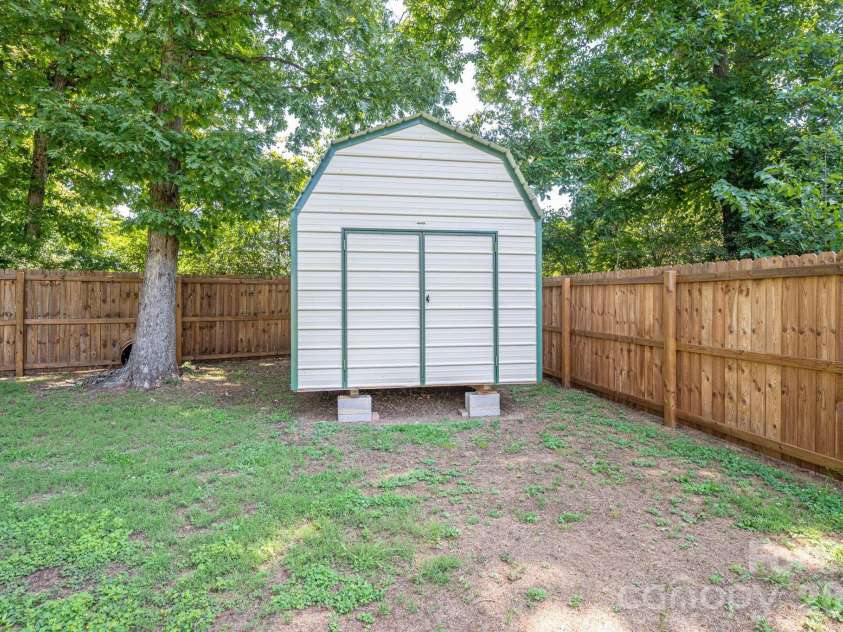 145 Eagles Nest Way, Shelby, NC 28152.  MLS# CAR4415779, YatesRealty ID 45186. 