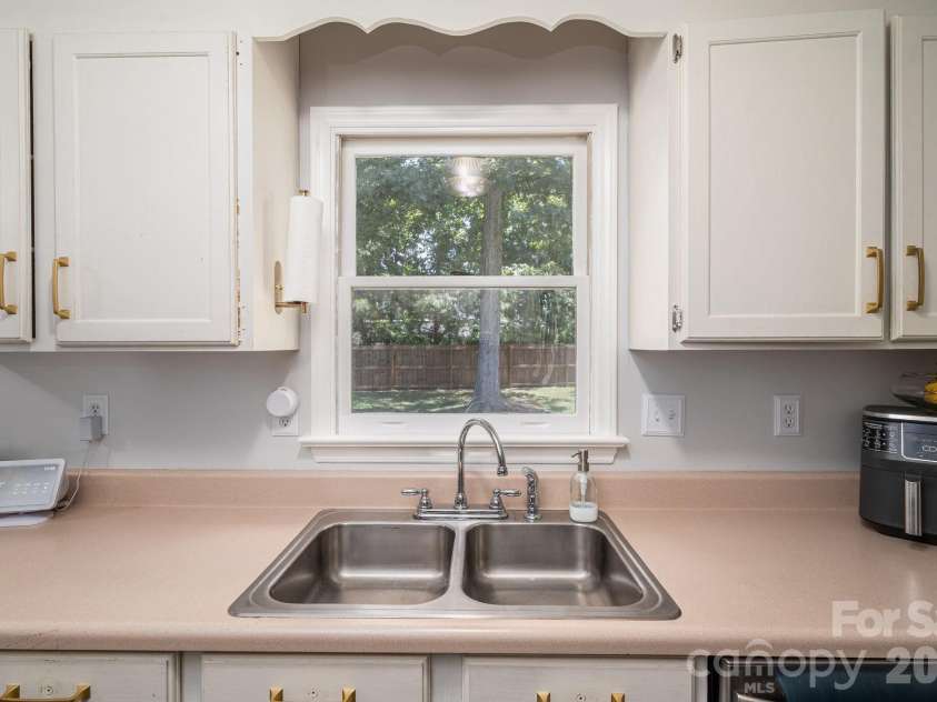 145 Eagles Nest Way, Shelby, NC 28152.  MLS# CAR4415779, YatesRealty ID 45186. 