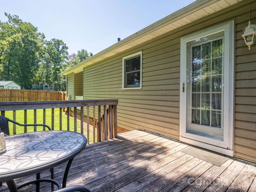 145 Eagles Nest Way, Shelby, NC 28152.  MLS# CAR4415779, YatesRealty ID 45186. 
