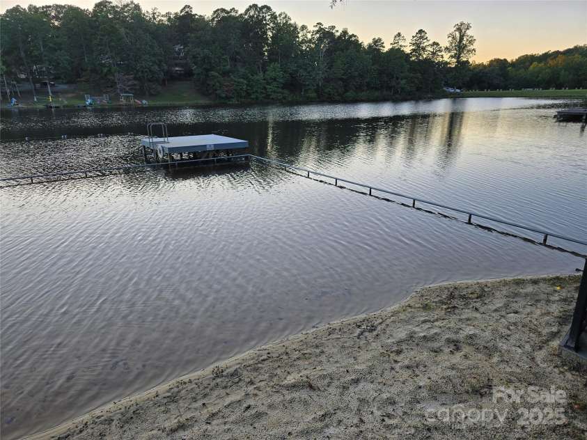 116 Montview Drive, Kings Mountain, NC 28086.  MLS# CAR4301364, YatesRealty ID 45187. 