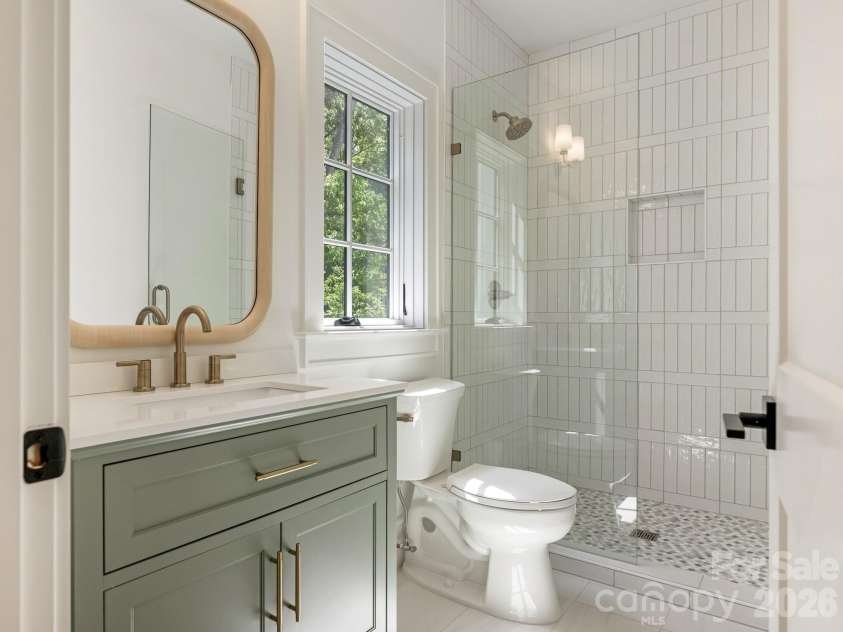 3240 Sunset Drive, Charlotte, NC 28209.  MLS# CAR4396905, YatesRealty ID 45188. 