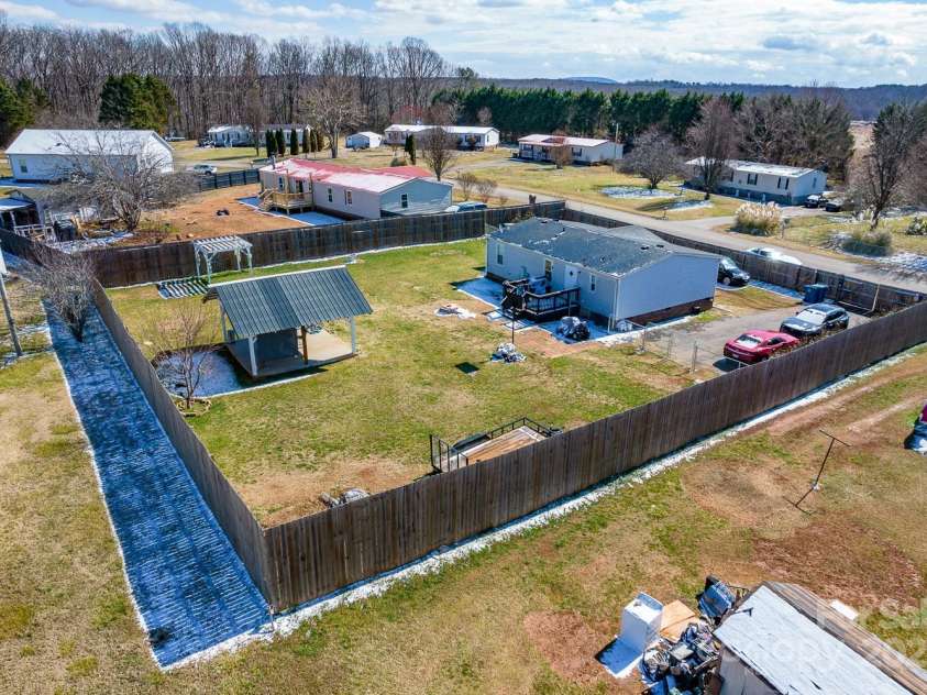 1868 Ellick Drive, Newton, NC 28658.  MLS# CAR4223938, YatesRealty ID 4519. 