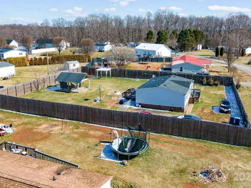 1868 Ellick Drive, Newton, NC 28658.  MLS# CAR4223938, YatesRealty ID 4519. 