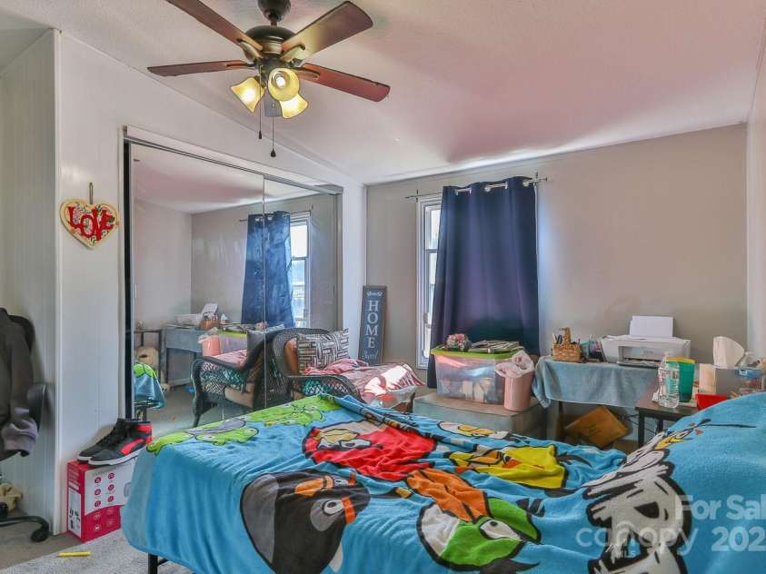 1868 Ellick Drive, Newton, NC 28658.  MLS# CAR4223938, YatesRealty ID 4519. 