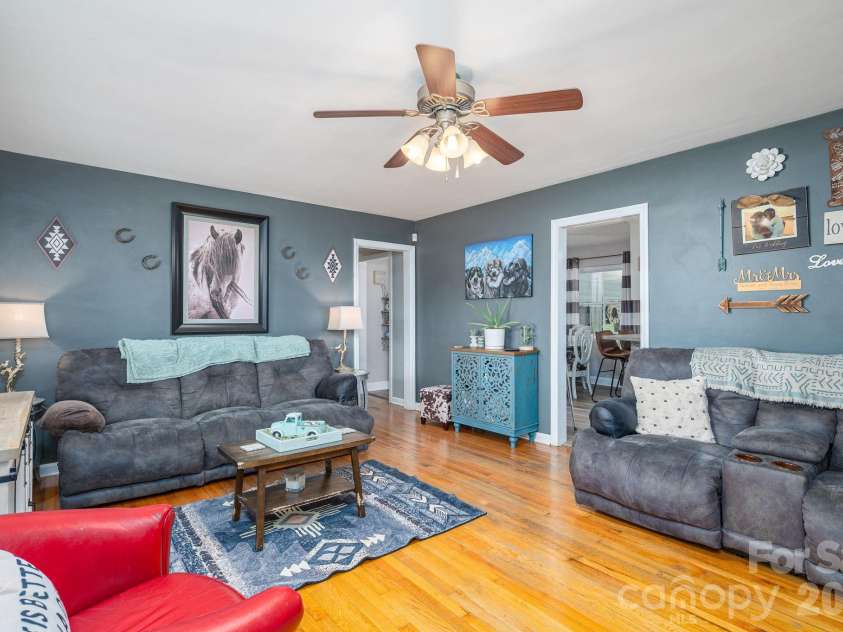 627 Tina Drive, Shelby, NC 28152.  MLS# CAR4355180, YatesRealty ID 4519. 