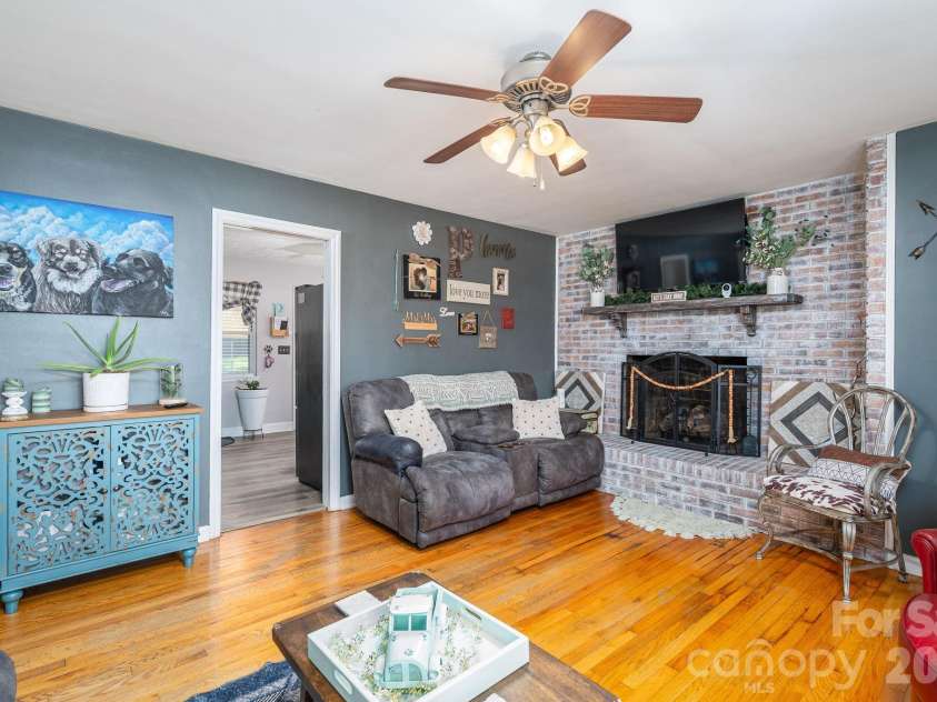 627 Tina Drive, Shelby, NC 28152.  MLS# CAR4355180, YatesRealty ID 4519. 