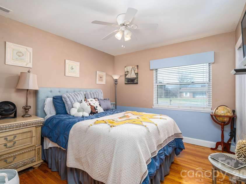 627 Tina Drive, Shelby, NC 28152.  MLS# CAR4355180, YatesRealty ID 4519. 