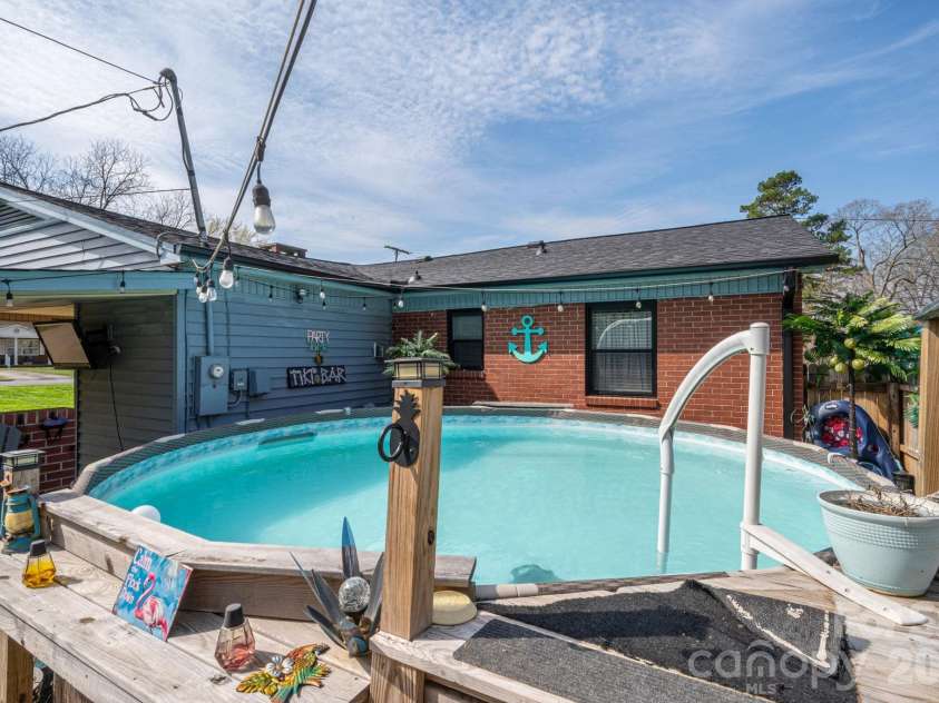 627 Tina Drive, Shelby, NC 28152.  MLS# CAR4355180, YatesRealty ID 4519. 