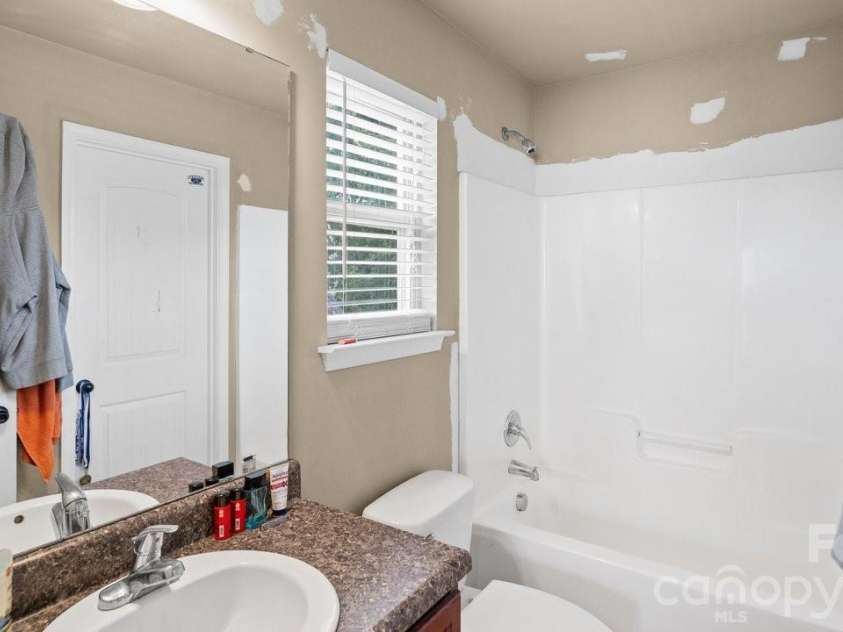 119 Cole Drive, Mooresville, NC 28115.  MLS# CAR4415718, YatesRealty ID 45190. 