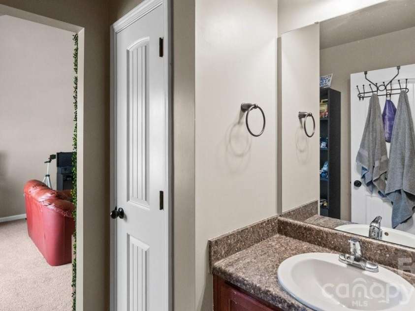 119 Cole Drive, Mooresville, NC 28115.  MLS# CAR4415718, YatesRealty ID 45190. 