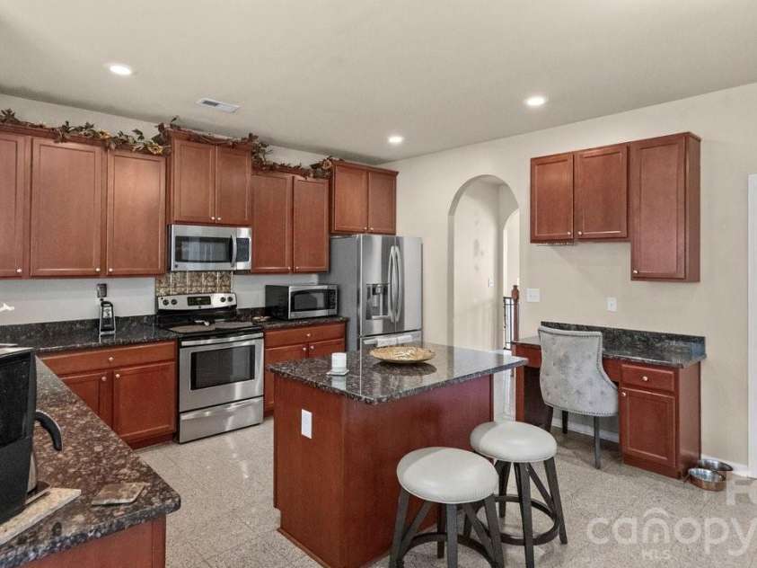 119 Cole Drive, Mooresville, NC 28115.  MLS# CAR4415718, YatesRealty ID 45190. 